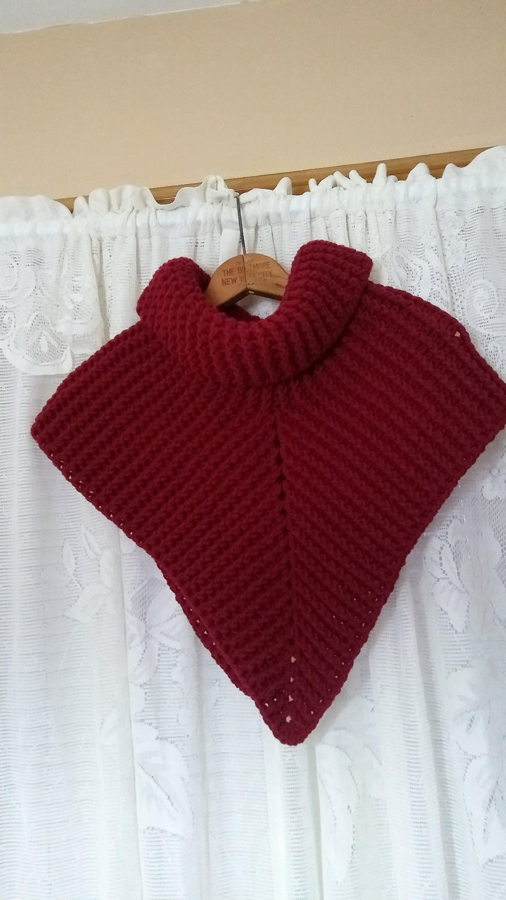 Handmade Yarn Cowl: Elegant Neck & Chest Warmer