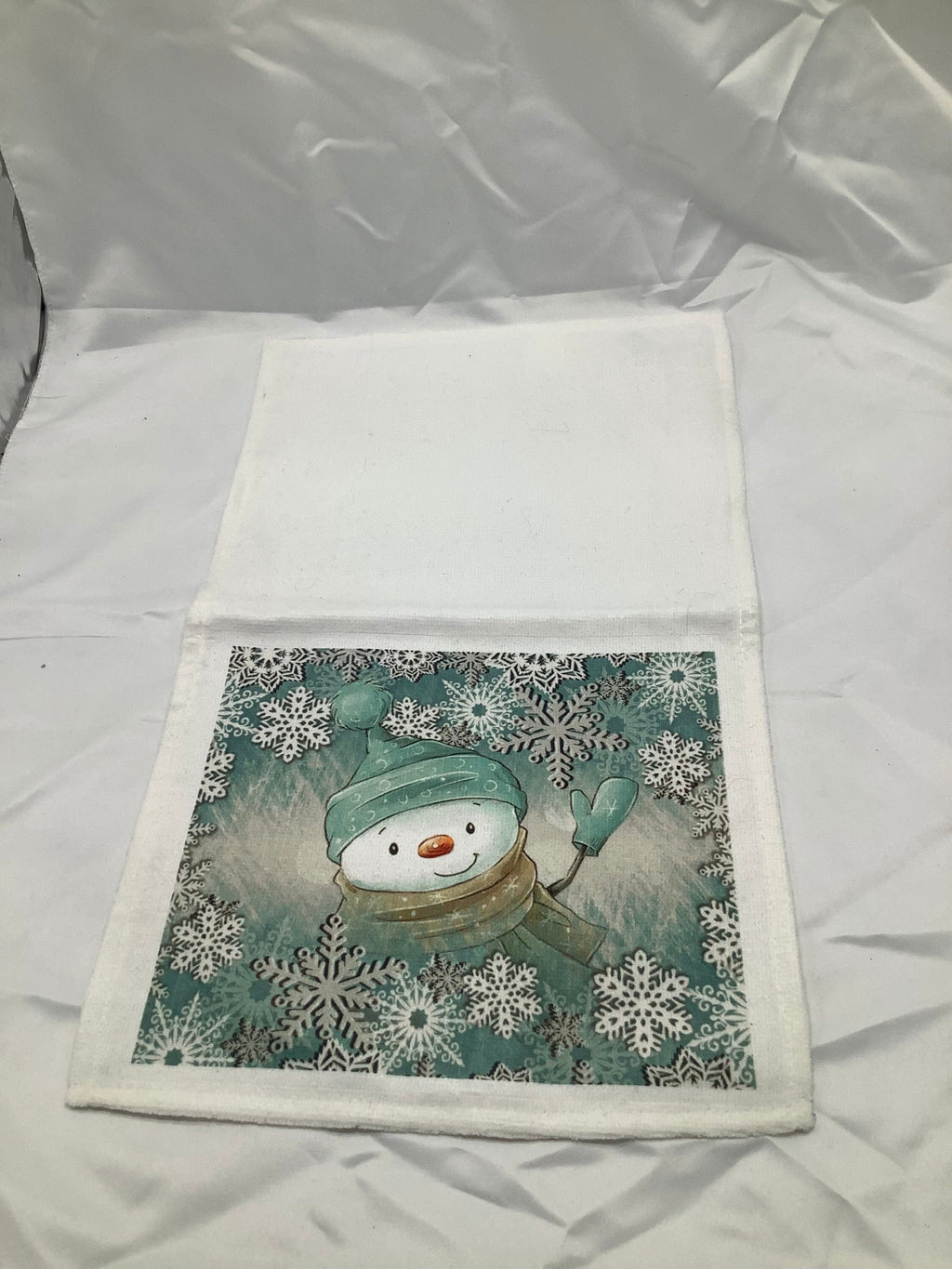 Christmas Ornament Kitchen Towel, Holiday Pine Cone Print