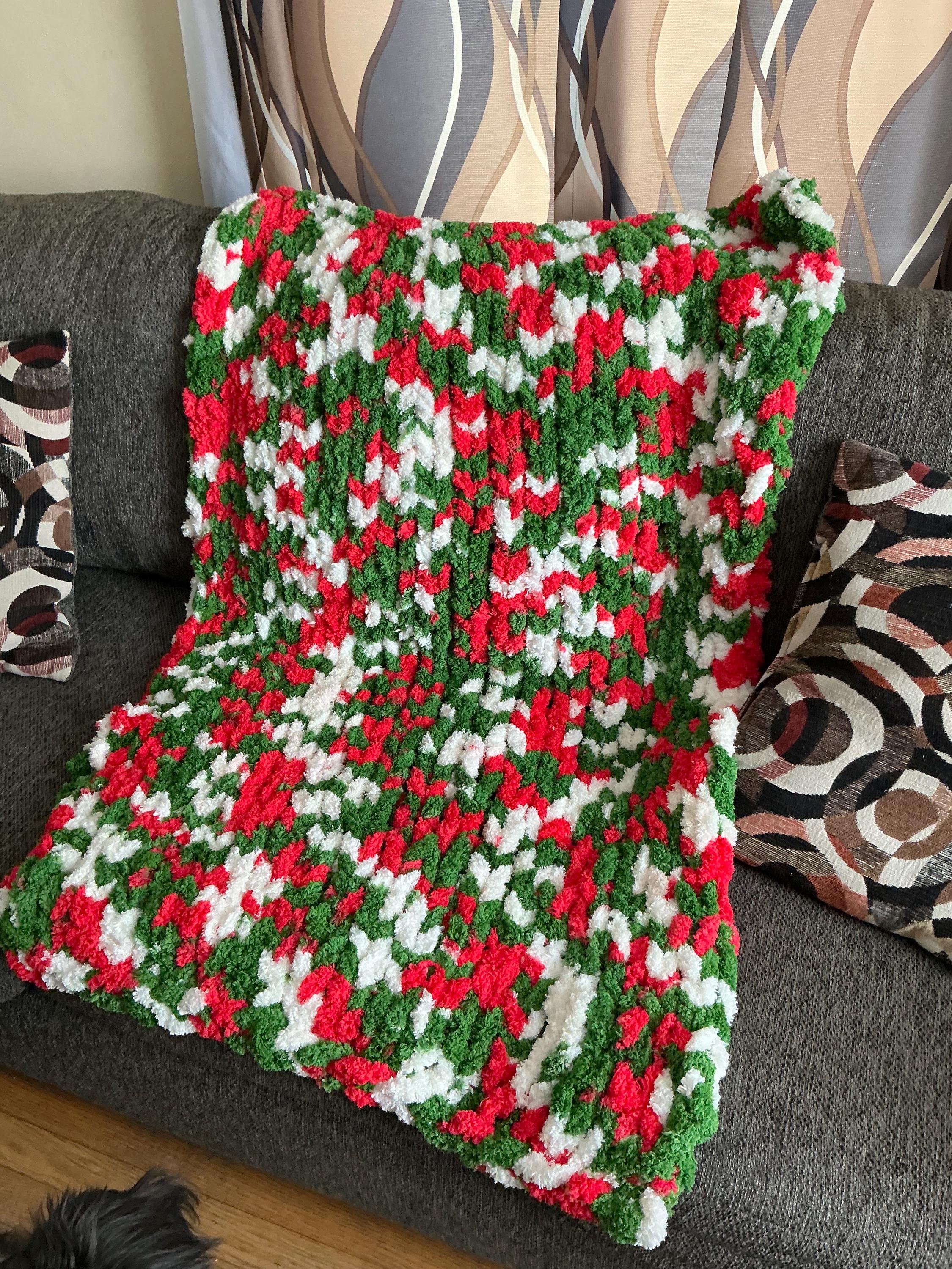 Christmas print hand knit baby blankets/throw